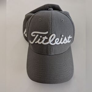 Titleist Dark Grey FJ Footjoy Fitted Pro V1 Cap L/XL